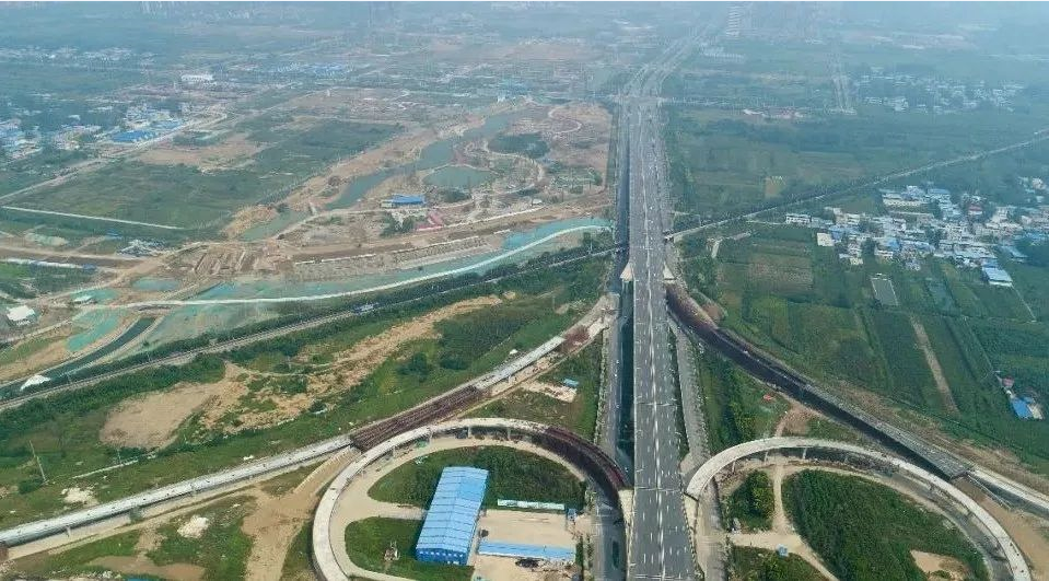 潁淮大道高架橋（上跨京九鐵路）